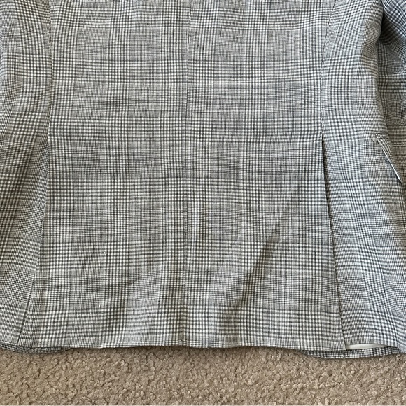 Pure Line Checked Grey Lazio Suit | Suit Supply - Picture 7 of 13